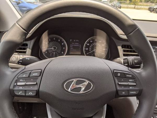 2020 Hyundai Elantra Fluid Metal Unbelievable Value! - cars & for sale in Naples, FL – photo 22