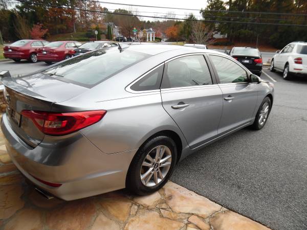 2017 HYNDI SONATA GLS IN GREAT SHAPE LOW MILES!!!!!!!!!!! - cars &... for sale in Lawrenceville, GA – photo 12