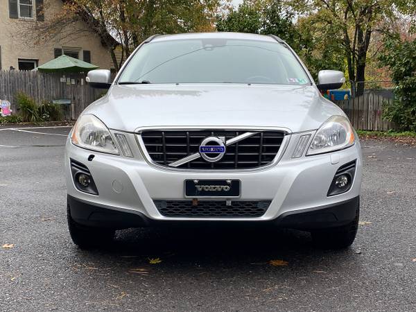 2010 Volvo XC60 3.2L V6 AWD SUV - cars & trucks - by dealer -... for sale in Schwenksville, PA – photo 12