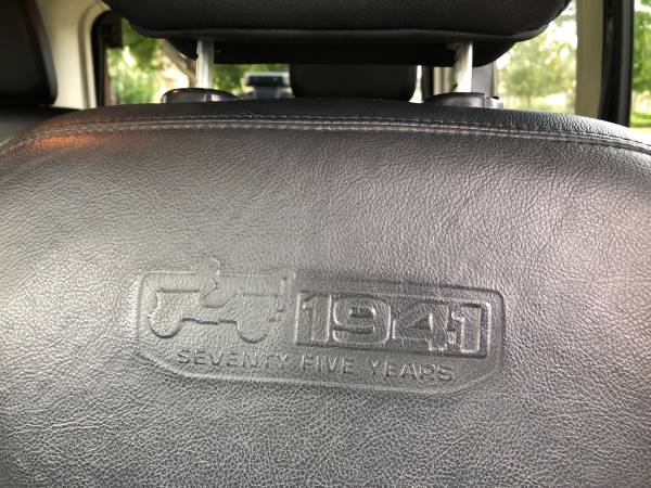 Rare 75th Edition 2016 Jeep Wrangler Unlimited Sahara for sale in Bentonville, AR – photo 11