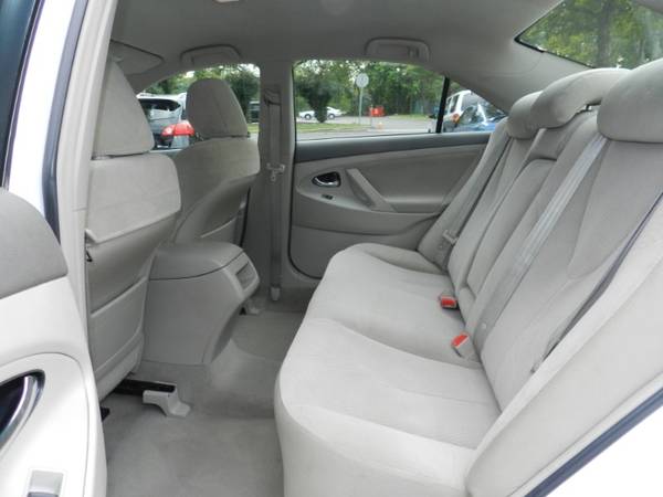 2011 Toyota Camry LE 6-Spd AT for sale in Trenton, NJ – photo 19