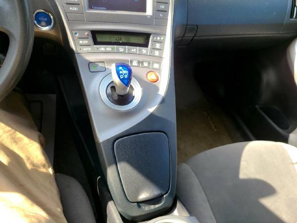 !!!!!!!!! 2014 TOYOTA PRIUS!!!!! 1 OWNER SUPER DEAL - cars & trucks... for sale in Lewiston, ME – photo 17