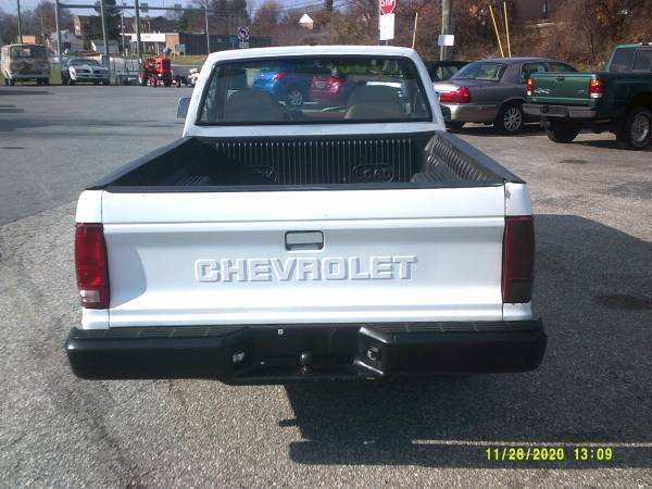 1988 Chevrolet S-10 , pickup - cars & trucks - by dealer - vehicle... for sale in York, PA – photo 5