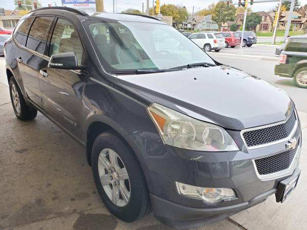 2009 CHEVROLET TRAVERSE - cars & trucks - by dealer - vehicle... for sale in MILWAUKEE WI 53209, WI – photo 4