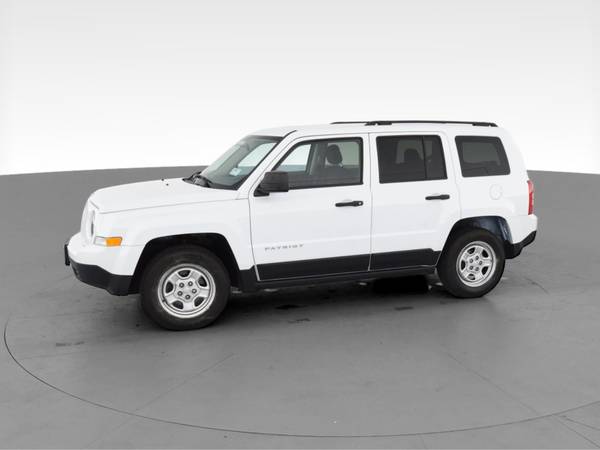2015 Jeep Patriot Sport SUV 4D suv White - FINANCE ONLINE - cars &... for sale in Long Beach, CA – photo 4