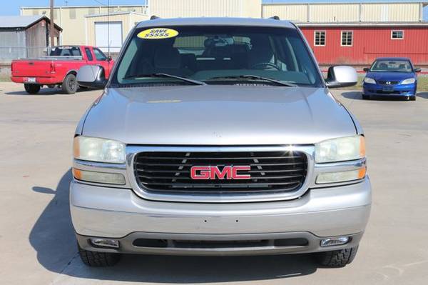 2004 GMC Yukon XL 1500 - Financing Available! - cars & trucks - by... for sale in Russellville, AR – photo 2