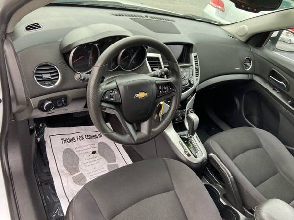 2015 Chevrolet Cruze 1LT Auto 4dr Sedan w/1SD **GUARANTEED... for sale in Hyannis, RI – photo 16