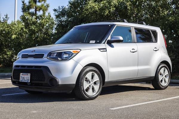 2016 Kia Soul Base hatchback Bright Silver - - by for sale in Livermore, CA – photo 3