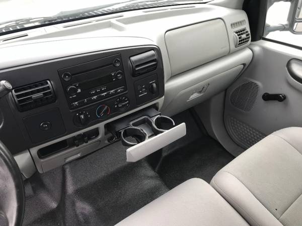 2005 Ford F-250SD XL for sale in Green Bay, WI – photo 13