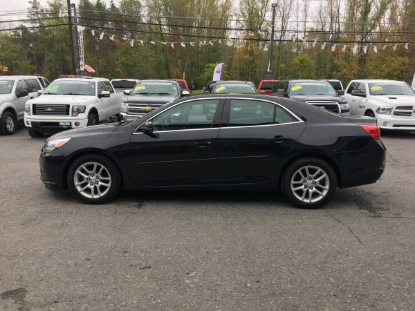 2015 Chevy Malibu 1LT 2.5L Black Only 33K Miles! Guaranteed Credit! for sale in Bridgeport, NY – photo 4