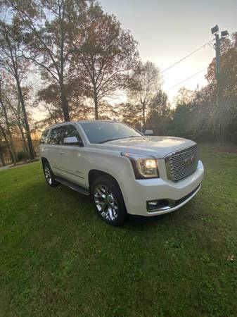 Beautiful 2015 Yukon Denali - 4x4 - New Condition - cars & trucks -... for sale in Science Hill, KY – photo 3