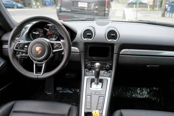 2018 Porsche 718 CAYMAN for sale in Portland, OR – photo 9