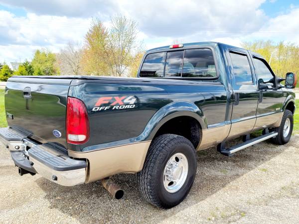2004 Ford F-250 Super Duty Diesel - - by dealer for sale in Neenah, WI – photo 7