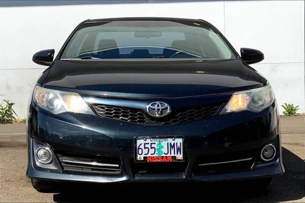 2013 Toyota Camry 4dr Sdn I4 Auto SE Sedan - - by for sale in Eugene, OR – photo 2