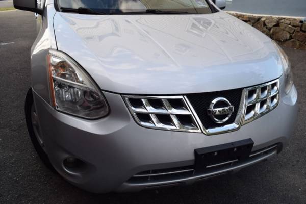 *2011* *Nissan* *Rogue* *SV AWD 4dr Crossover* - cars & trucks - by... for sale in Paterson, MD – photo 2