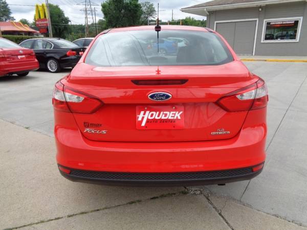 2012 Ford Focus SE Sedan for sale in Marion, IA – photo 7