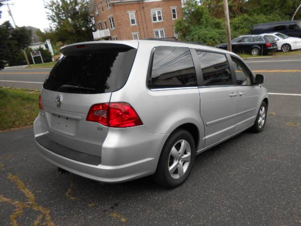 2011 Volkswagen Routan SE 102k Miles Leather 2 DVD Players Rev.... for sale in Seymour, CT – photo 4