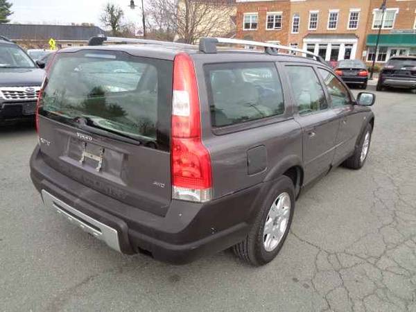 2005 Volvo XC70 AWD Wagon 2 5L I5 F - - by dealer for sale in Purcellville, District Of Columbia – photo 5