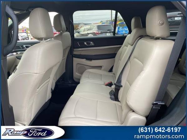 2019 Ford Explorer XLT 4WD SUV - - by dealer - vehicle for sale in PORT JEFFERSON STATION, NY – photo 10