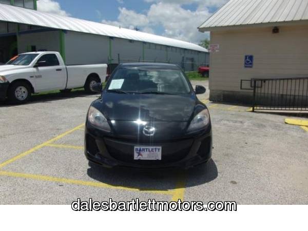 2013 Mazda MAZDA3 Sedan i Sport **Financing Available*** for sale in San Antonio, TX – photo 2