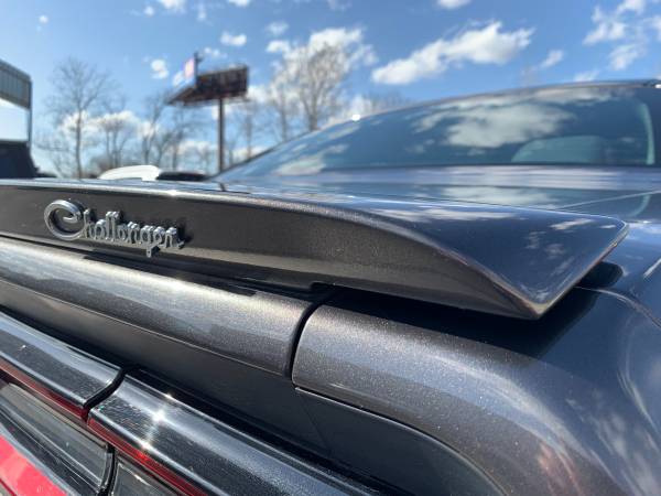2017 Dodge Challenger SXT 37k miles Falken Performance tires 20 for sale in Jeffersonville, KY – photo 11