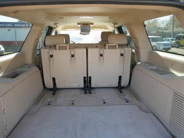 2007 GMC Yukon XL SLT-2 1/2 Ton 4WD 3rd seat - cars & trucks - by... for sale in Inver Grove Heights, MN – photo 11