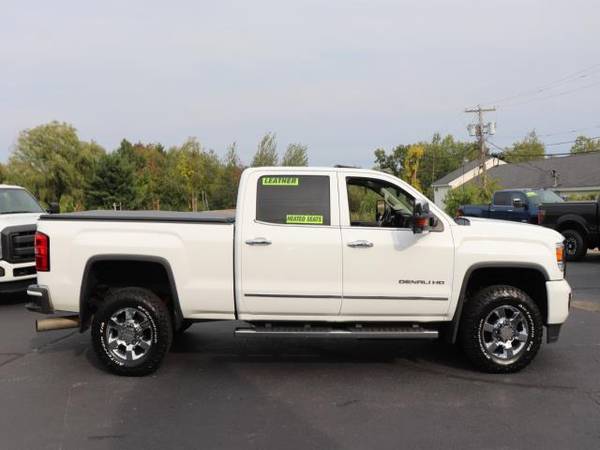 2015 GMC Sierra 3500HD available WiFi DENALI CREW CAB 6.6L DURAMAX... for sale in Plaistow, NY – photo 14