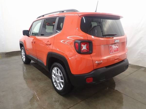 2019 Jeep Renegade Latitude - - by dealer - vehicle for sale in Perham, ND – photo 19