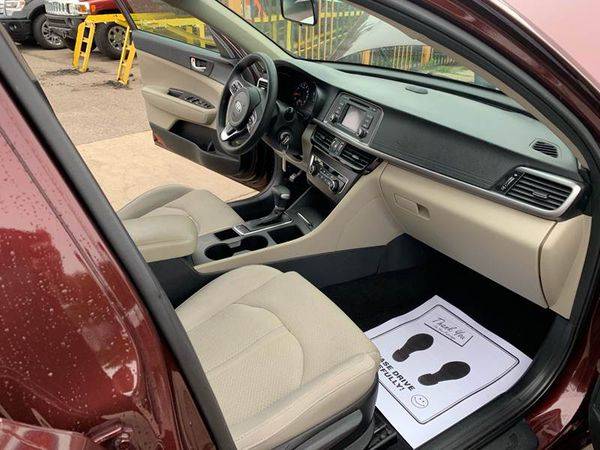 2017 Kia Optima LX 4dr Sedan FREE CARFAX, 2YR WARRANTY WITH FINANCING for sale in Detroit, MI – photo 21