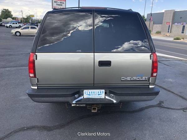 1998 CHEVROLET SUBURBAN K1500 LT 4x4 5.7 only 97K 2 owner leather Nice for sale in Grand Junction, CO – photo 5