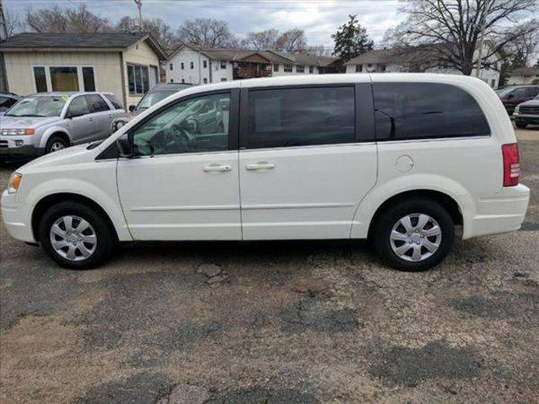 2010 Chrysler Town and Country LX for sale in Anoka, MN – photo 8