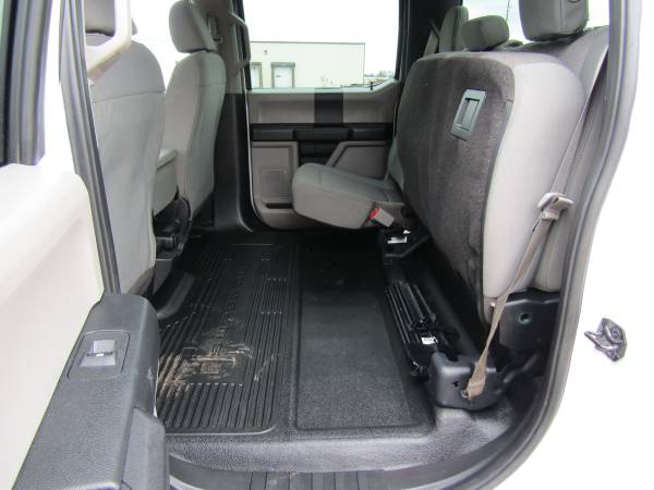 2017 FORD F250 - CREW CAB - LONG BOX (8ft) - 4X4 - 6 2 LITER V8 GAS for sale in Moorhead, ND – photo 20