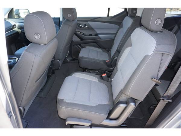 2018 Chevrolet Chevy Traverse LT Cloth - cars & trucks - by dealer -... for sale in Denton, TX – photo 9