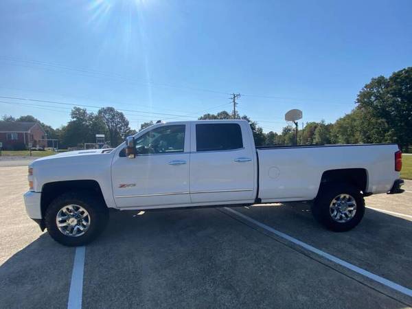🚧2017 Chevrolet Silverado 3500HD 4X4 (LONGBED)🚧 - cars & trucks - by... for sale in Stokesdale, VA – photo 7