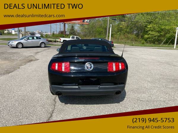 2011 Ford Mustang convertible - Triple Black - 101k miles - cars & for sale in Merrillville, IL – photo 8