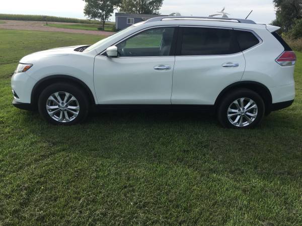 2014 Nissan Rogue SV for sale in Hague, ND – photo 2