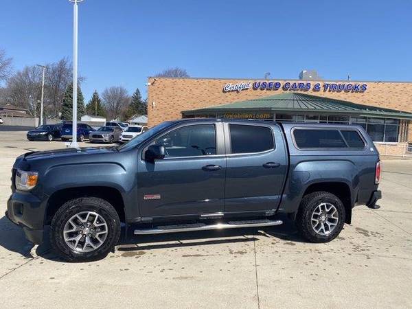 2019 GMC Canyon truck 4WD All Terrain with Cloth - GMC Dark Sky for sale in St Clair Shrs, MI – photo 5
