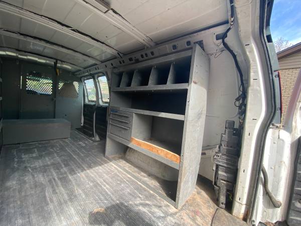 Chevy Express Work Van G2500 2002 for sale in Centennial, CO – photo 6
