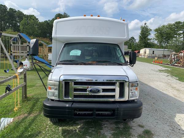2009 Ford E450 for sale in Beulaville, NC – photo 6