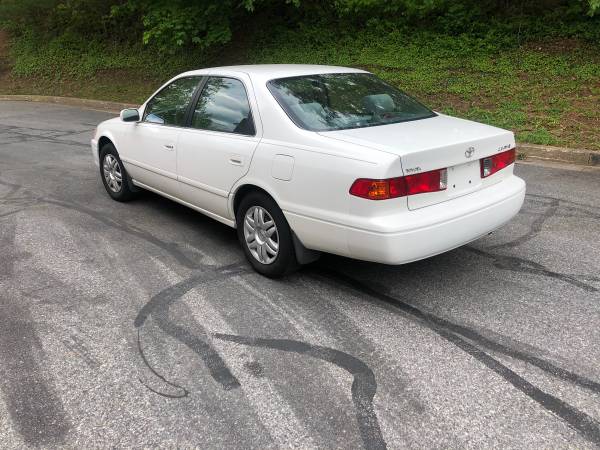 2001 Toyota Camry LE - - by dealer - vehicle for sale in Owings Mills, MD – photo 4