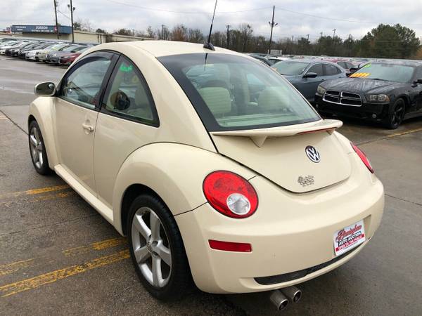 2006 *Volkswagen* *New Beetle Coupe* *2dr 2.5L Automati - cars &... for sale in Hueytown, AL – photo 6