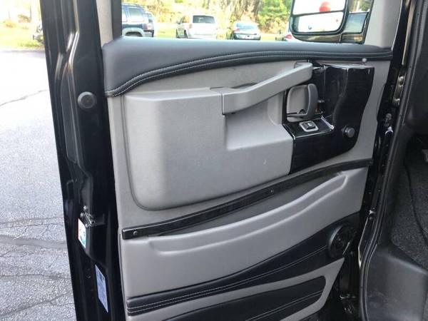 2020 GMC SAVANA 2500 EXPLORER EXTENDED CONVERSION VAN:9 PASS - cars... for sale in Hudson, MA – photo 14