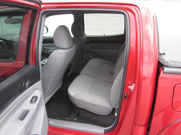 2013 Toyota Tacoma Double Cab SR5 4x4 V6 Auto 32K Red ONE OWNER for sale in East Derry, RI – photo 16