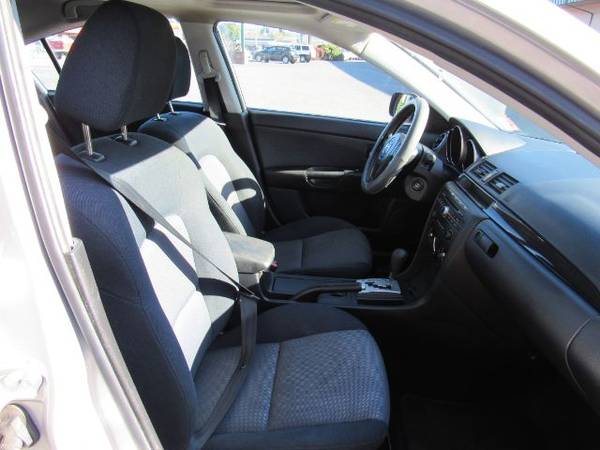 08 Mazda MAZDA3 i Sport YOUR JOB IS YOUR CREDIT! $500 DOWN... for sale in WASHOUGAL, OR – photo 10