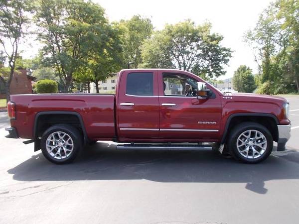 2016 GMC Sierra 1500 4WD Double Cab 143.5 SLT - cars & trucks - by... for sale in Cohoes, VT – photo 8