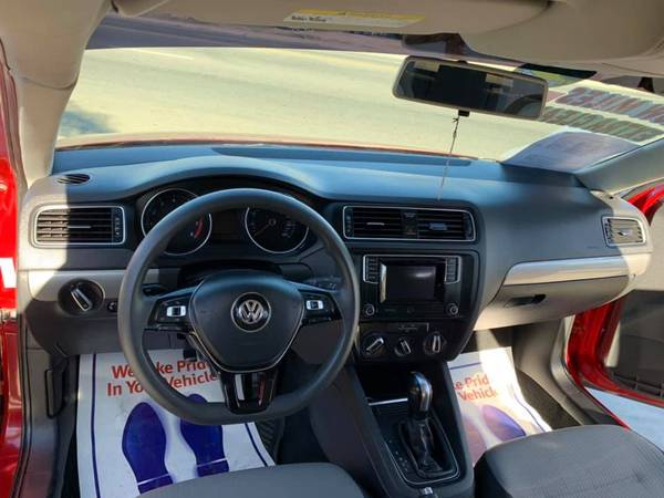 2018 Volkswagen Jetta - cars & trucks - by dealer - vehicle... for sale in Lamont, CA – photo 4
