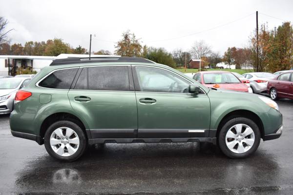 2012 Subaru Outback Premium - Excellent Condition - Best Deal - cars... for sale in Lynchburg, VA – photo 4
