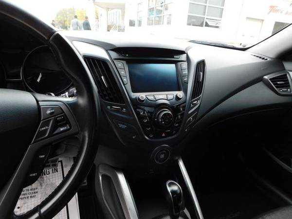 2015 Hyundai Veloster Turbo - - by dealer - vehicle for sale in URBANDALE, IA – photo 8
