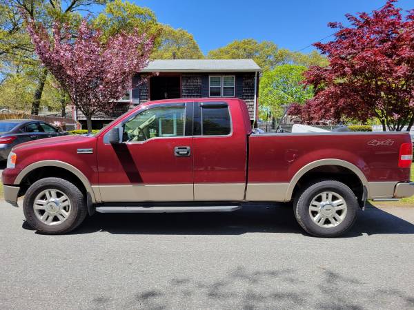 2004 Ford F150 Lariat 6, 800 OBO Clean title, extremely low mileage for sale in Warwick, RI – photo 4
