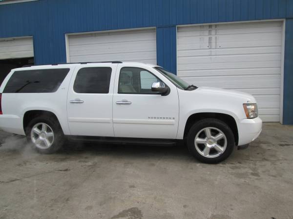 2007 Chevy Suburban LTZ - cars & trucks - by dealer - vehicle... for sale in Columbia, SC – photo 6